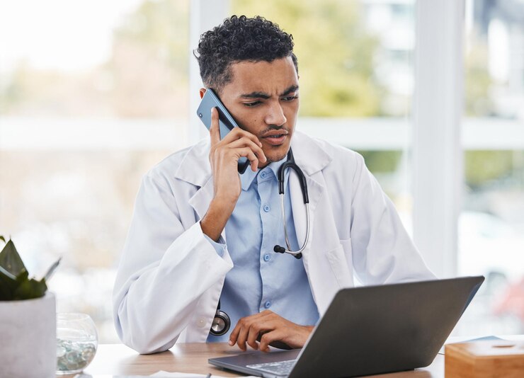Why More People Are Choosing Doctor on Call Services in the UAE